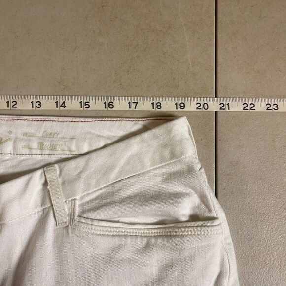 Eddie Bauer NWT Women's White Curvy Trouser Denim Jeans. Plus Size 18 - Picture 9 of 12